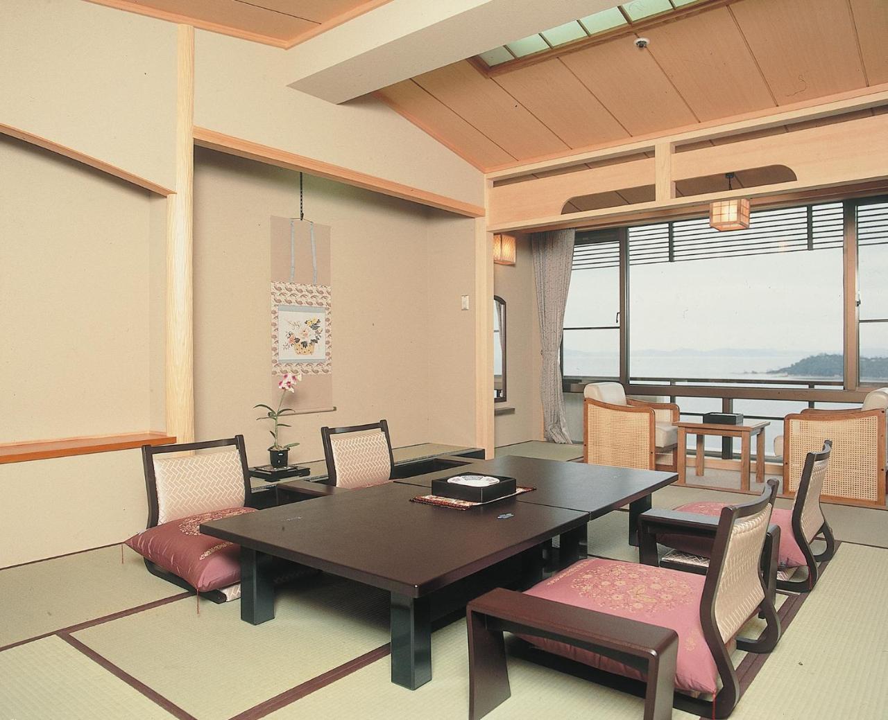 Kira Kanko Hotel Nishio Экстерьер фото